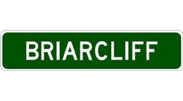 wireready_02-19-2018-23-04-14_01681_briarcliffgreensign