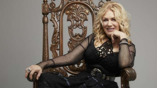 m_nancywilson630_thronesmiling_041218