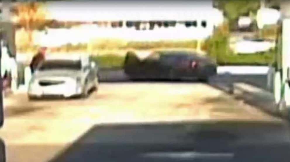 largo-florida-wawa-shooting-surveillance-footage-ht-jc-180424_hpmain_4x3_992