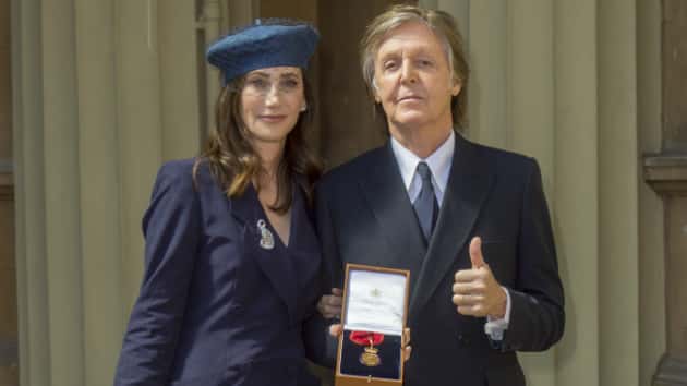 getty_paulmccartneyandnancyshevell630_050418