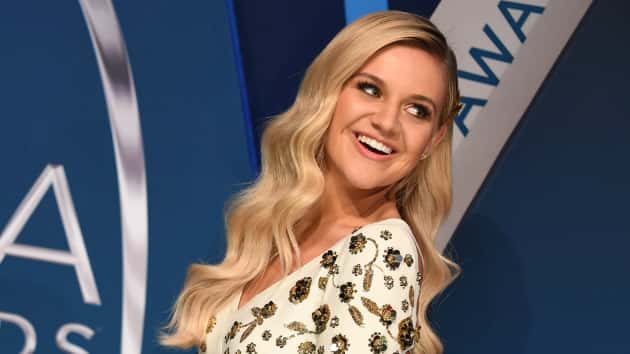 m_kelseaballerinicmaredcarpet012118-2
