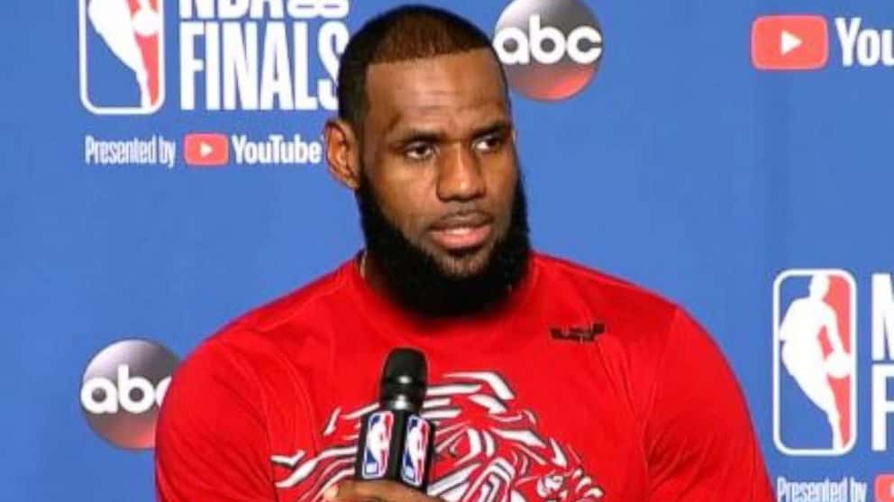 lebron-james2-ht-mem-180605_hpembed_19x16_992