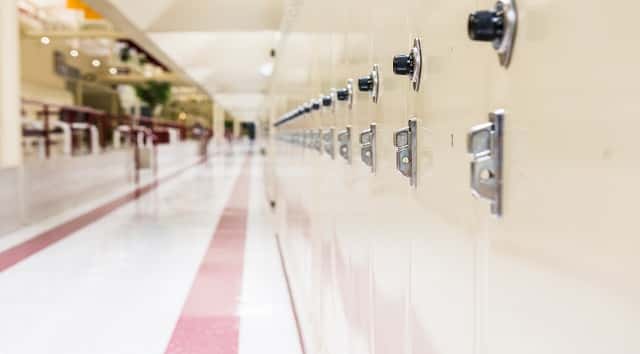 060818_thinkstock_school