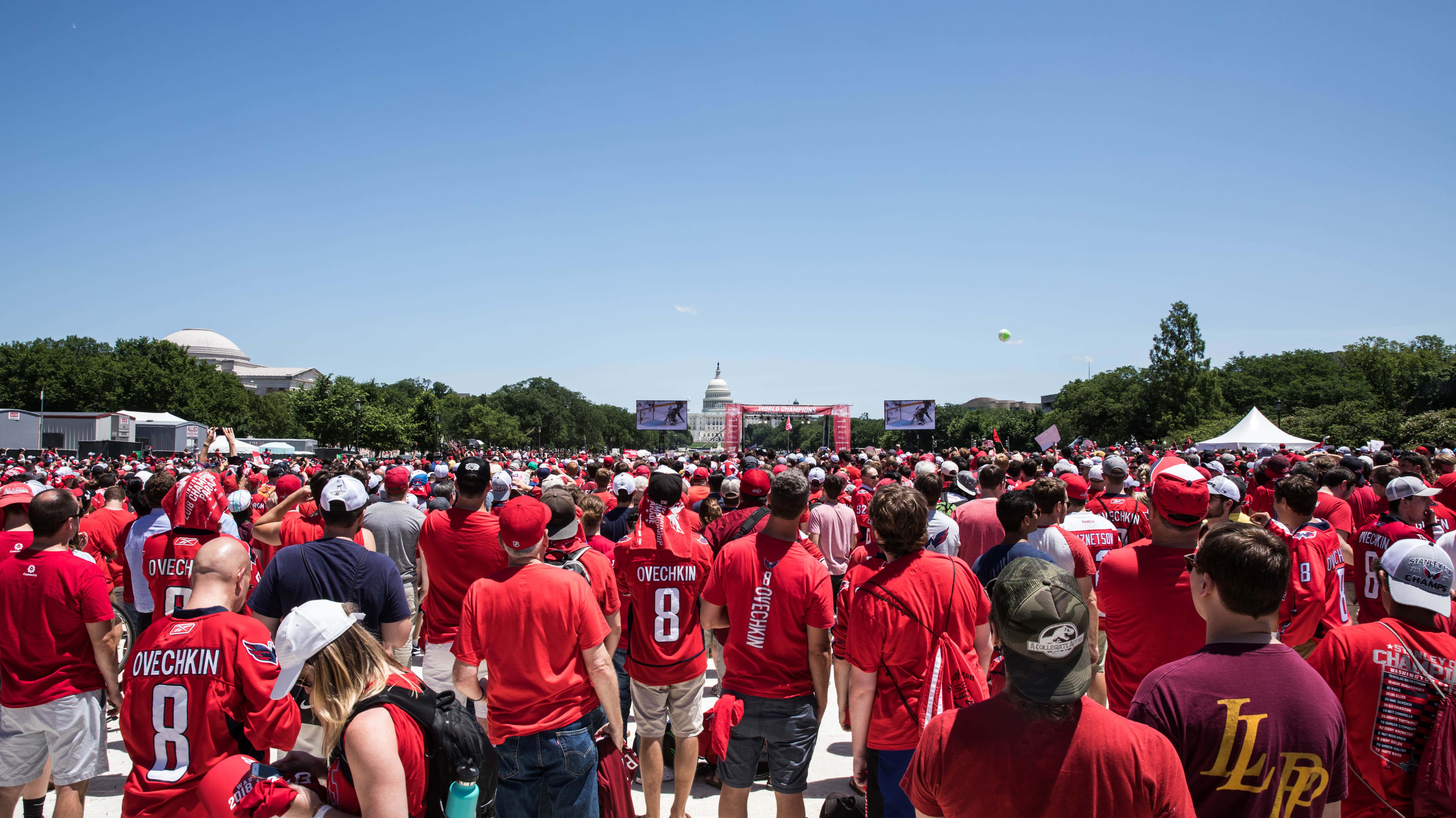 getty_061218_capsparade