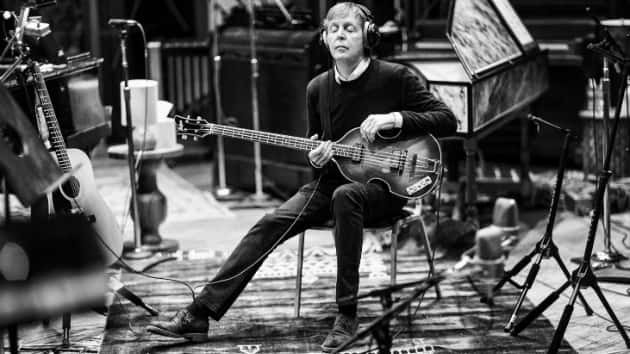 m_paulmccartney630_withbassinstudio_062018
