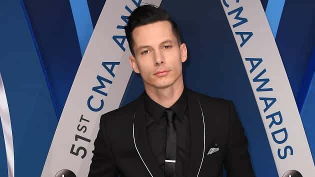 m_devindawsoncmaredcarpet010918-3