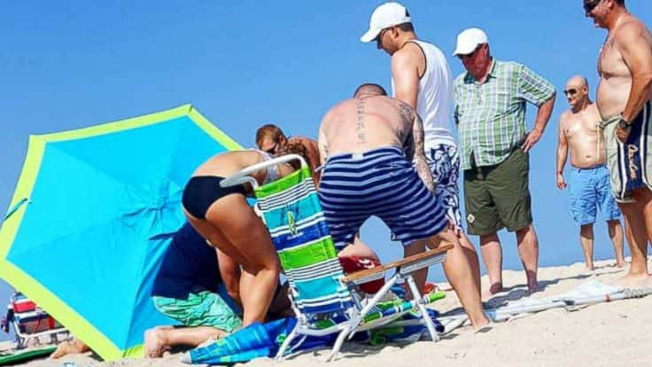 beach-umbrella-accident-02-ht-jef-180717_hpmain_12x5_992