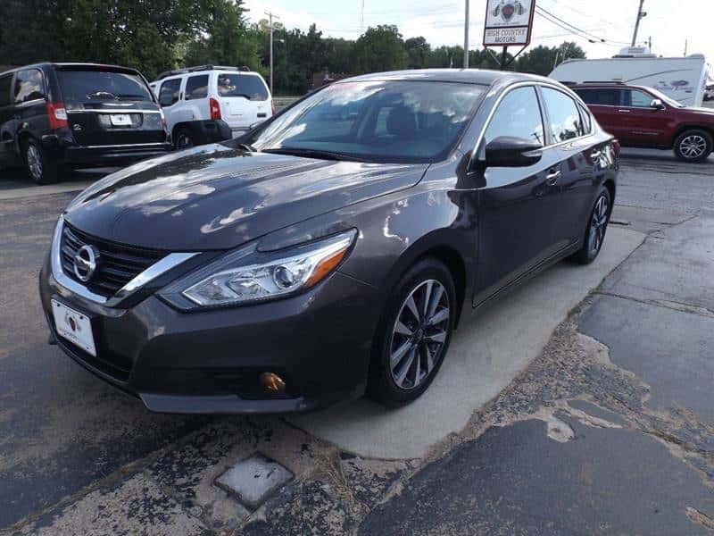 2017-nissan