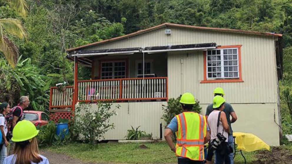 puerto-rico-last-family-power-03-ht-jc-180814_hpmain_4x3_992