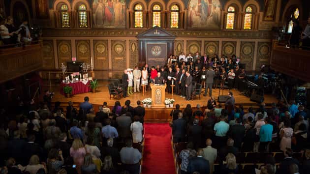 082818_getty_chruch