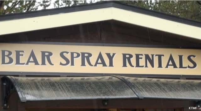 082818_ktmf_bearspray
