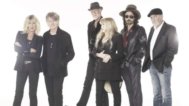 m_fleetwoodmac630_2018lineup_082718-2