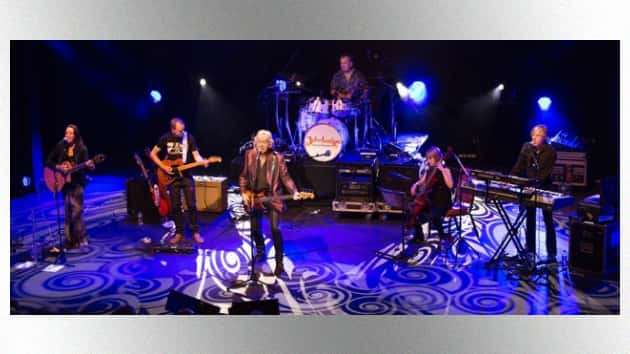 m_johnlodge630_onstage_082417-2