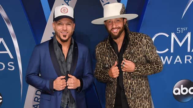 m_locash_cmaawards_111317