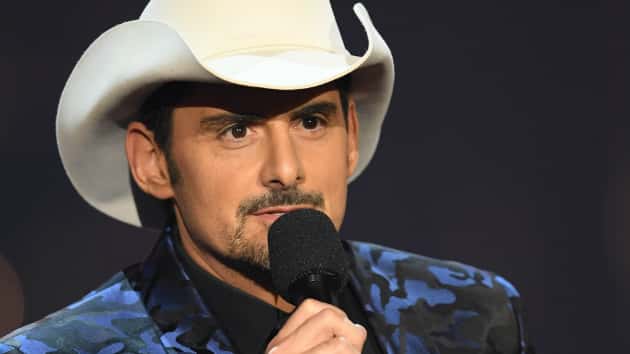 m_bradpaisleycmastage012218-4
