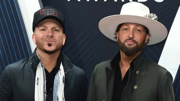 m_locashcmaredcarpet113018