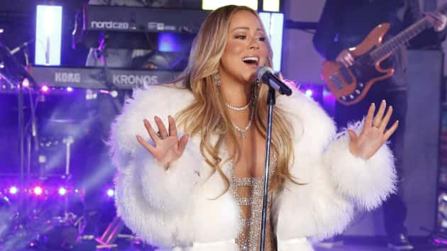 m_mariahcarey630_whitecoat_120318