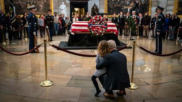 getty_120418_georgehwbushfuneral