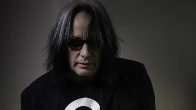 m_toddrundgren630_bullseyeshirt_120418