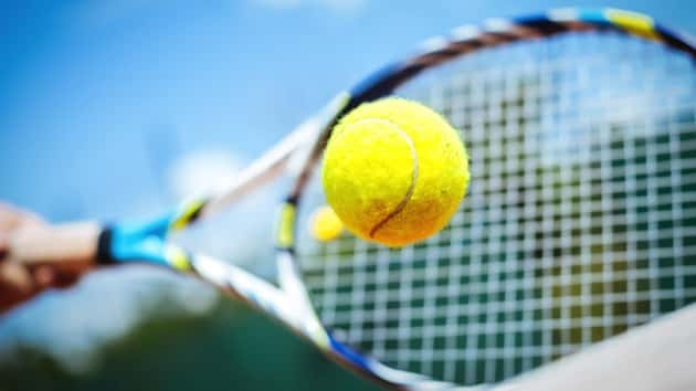 istock_121318_tennischarges