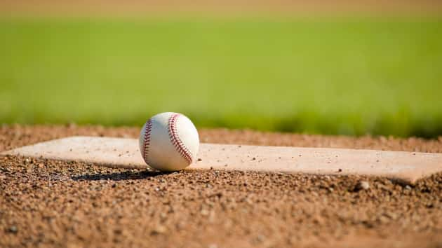 istock_122418_baseballmound