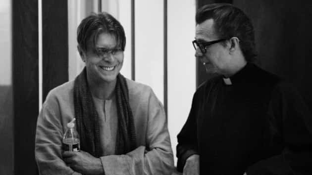m_davidbowiegaryoldman630_010319
