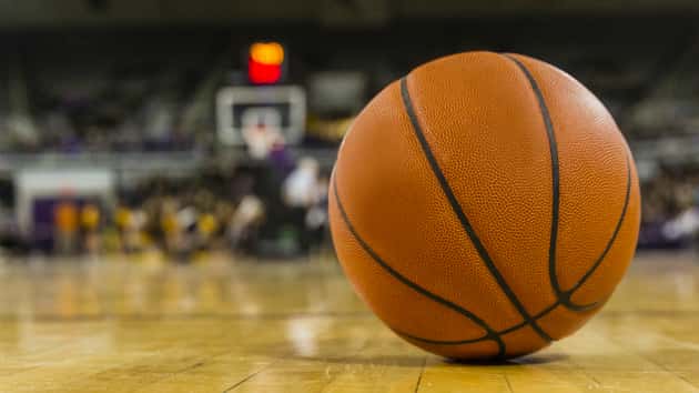 istock_1719_basketballcourt