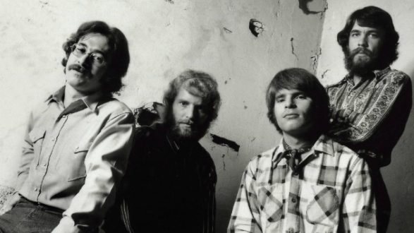 m_creedenceclearwaterrevival630_creditedcaraeff_012619