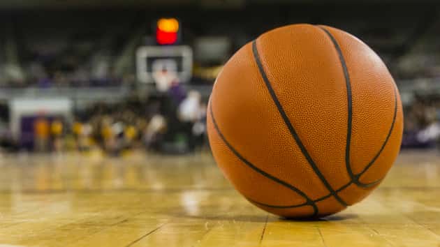 istock_2719_basketballcourt