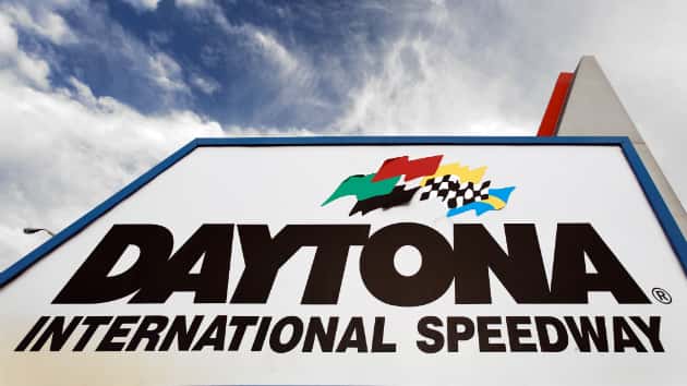 istock_21819_daytona500