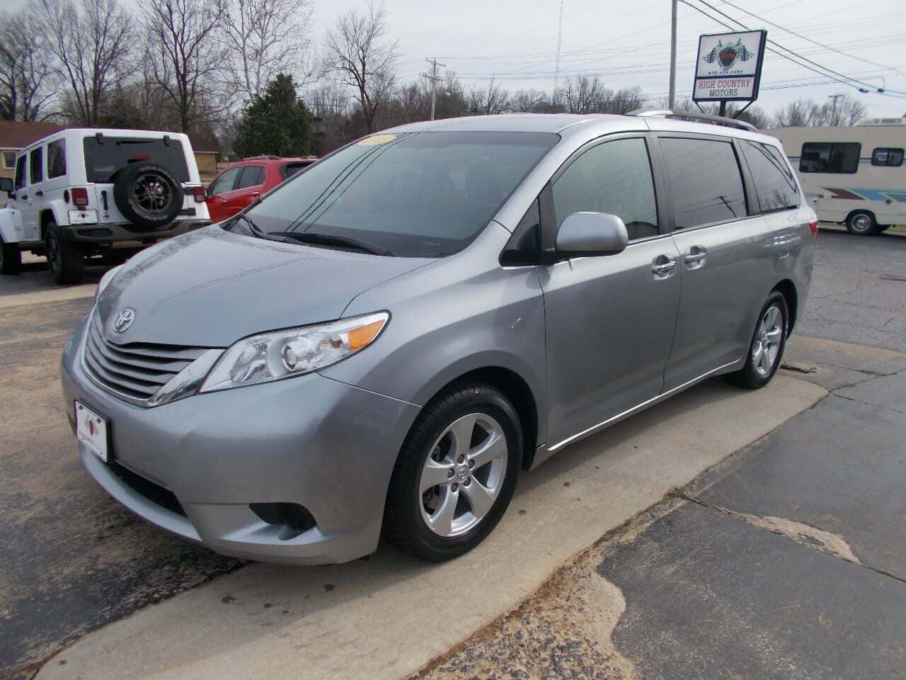 2015-toyota-sienna