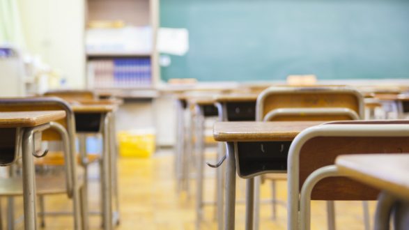 istock_22519_emptyclass