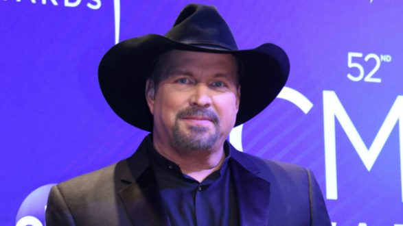 m_garthbrookscmapressroom012118-2