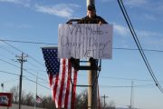 wireready_02-27-2019-11-00-07_07858_vetprotest1
