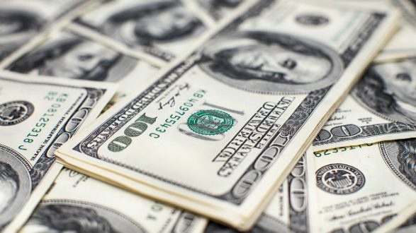 istock_22819_100bills