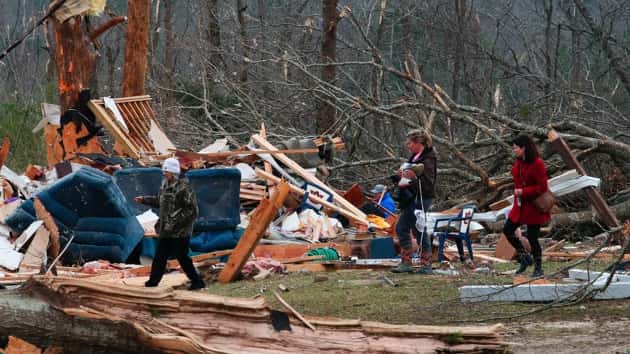 getty_030519_alabamatornadoesaftermath