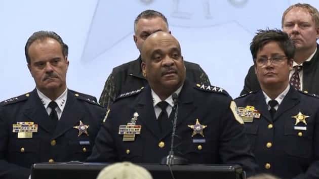 smollett-presser-ht-ps-190221_hpmain_12x5_992