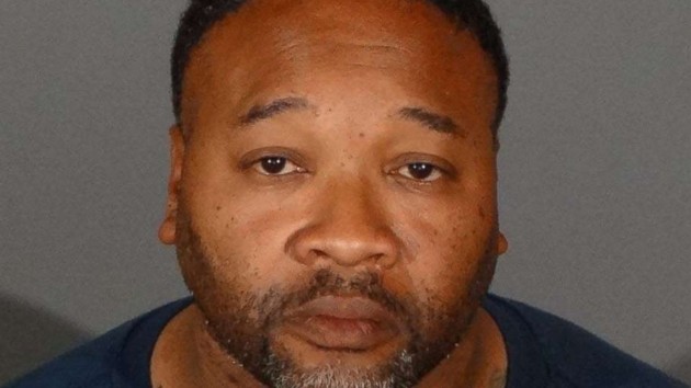 love-jones-arrest-ht-er-190312_hpembed_12x13_992201