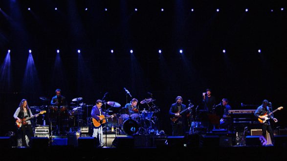 getty_eagles630_onstage_032519