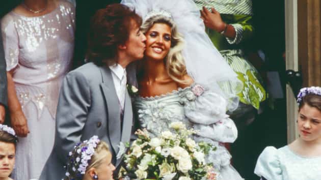 getty_billwymanmandysmithwedding630_040819