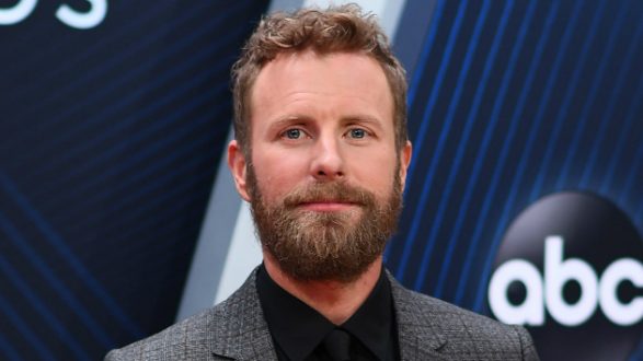 m_dierksbentleycmacarpet011019-7