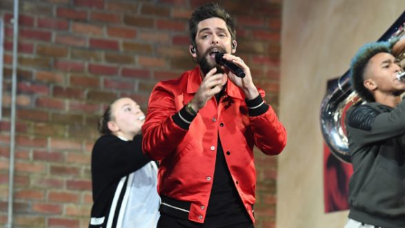 m_thomasrhettcmaperf010919-4