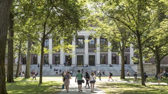 051219_istock_harvard