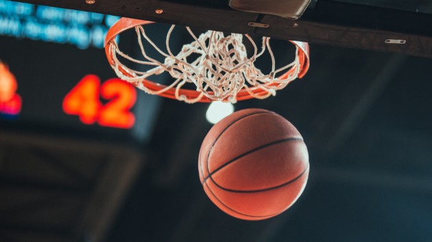 istock_52119_bballhoop
