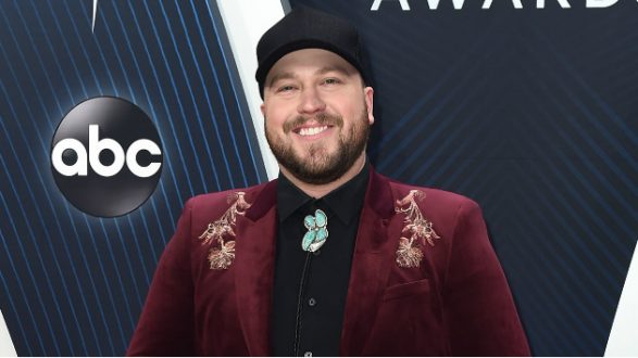 m_mitchelltenpennycmaredcarpet112718-8