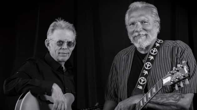 m_hottuna630_bw_creditbarryberenson_091015