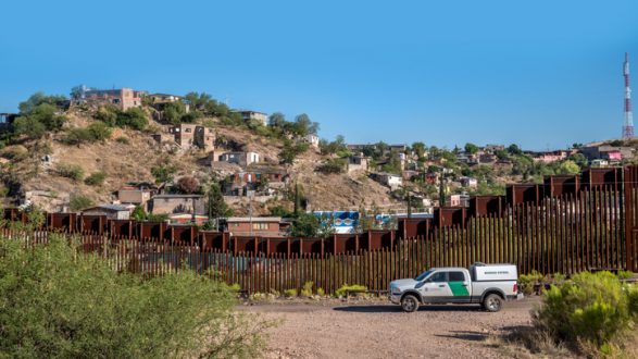 istock_060319_borderpatrolus