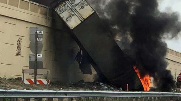 wisconsin-crash-02-ht-jc-190619_hpembed_1x1_992