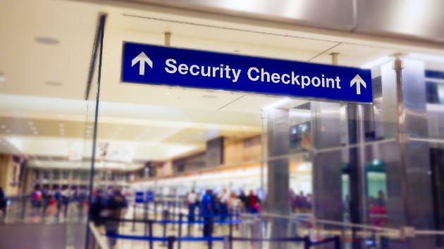istock_62119_securitycheckpoint