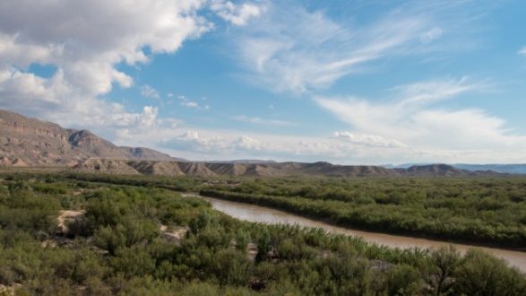 istock_62419_riograndeborder